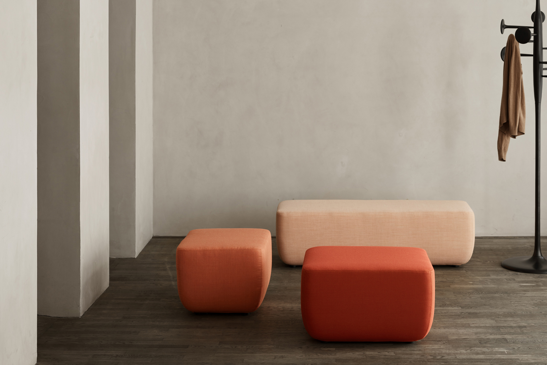 OPERA Pouf